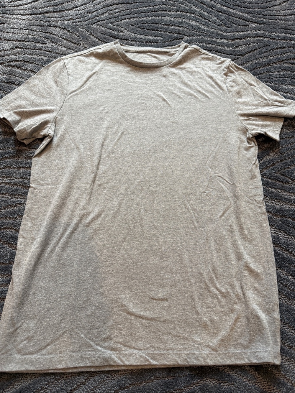 Good fellow men’s gray t shirt